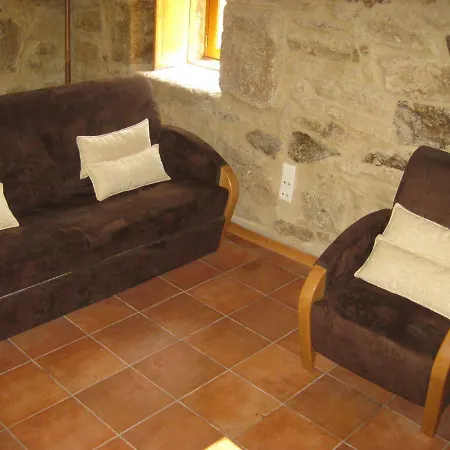 Ares Do Montemuro Дом отдыха *